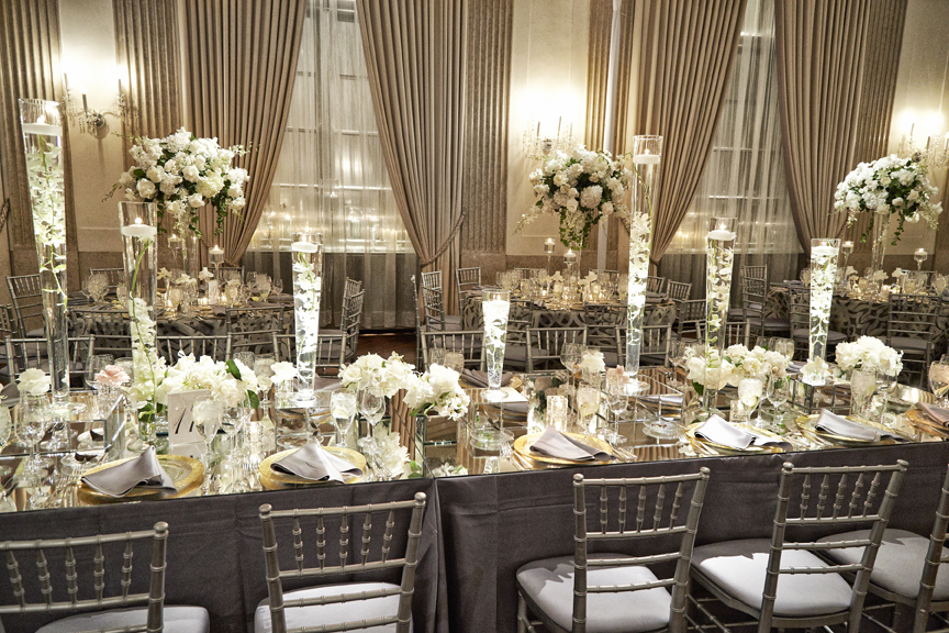 How to Use Mirrors in Your Wedding Design
